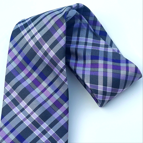 A Sharp Looking Purple, Dark Gray, Dark Blue Patterned Tie Size (OS) - Picture 3 of 5
